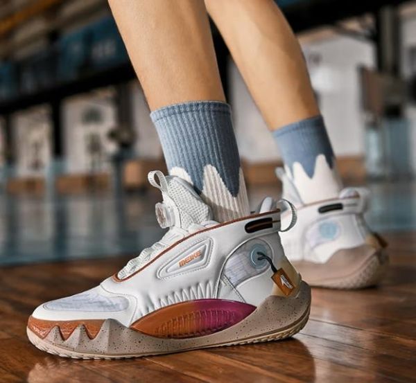 球鞋投资还能赚钱吗_如何挑选升值球鞋