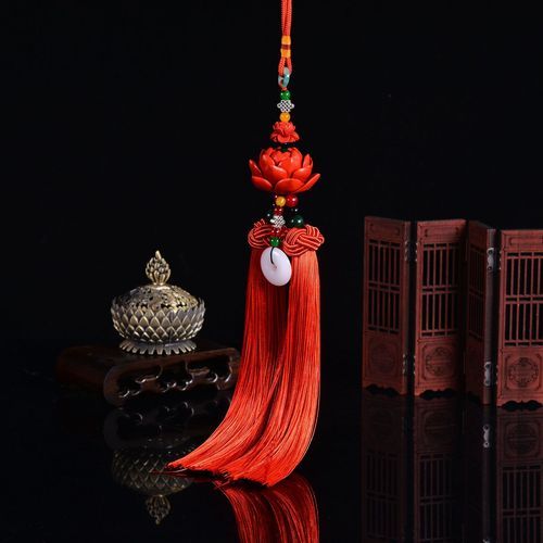 汽车挂件什么材质好_汽车挂件怎么选