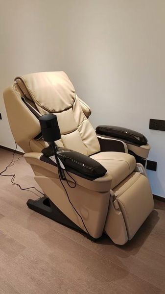 按摩器具哪个品牌好_家用按摩椅怎么选