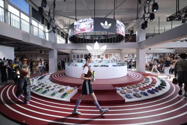 阿迪达斯前景如何_阿迪达斯未来发展方向