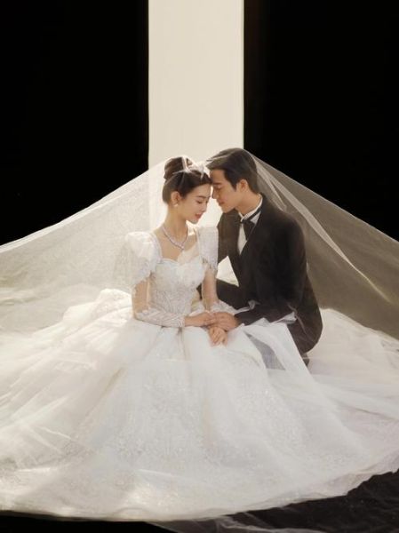 婚礼摄影用什么镜头_如何拍好室内婚纱照