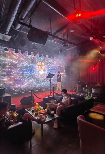 酒吧如何吸引年轻人_开酒吧需要多少钱