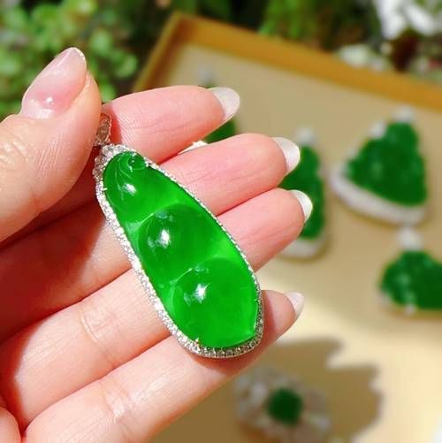 翡翠行业前景怎么样_翡翠值得投资吗