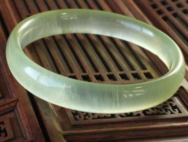 宝玉石投资前景如何_未来升值空间有多大