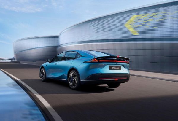 新能源汽车充电桩前景怎么样_充电桩盈利模式有哪些