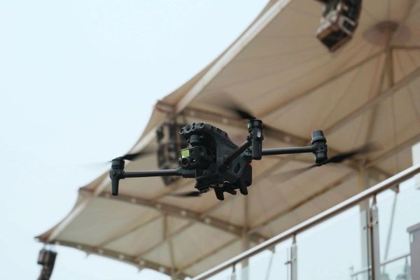 航拍行业前景怎么样_无人机航拍赚钱吗