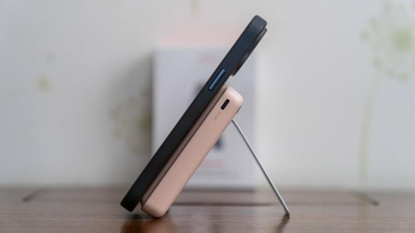 无线充电伤电池吗_无线充电和有线充电哪个好