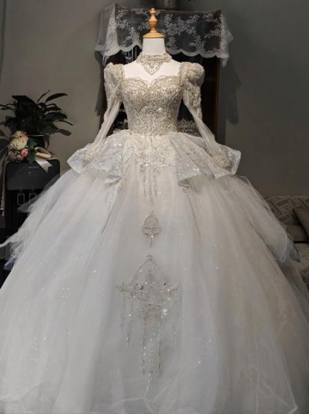 婚纱礼服租赁价格一般多少_如何挑选适合自己的婚纱