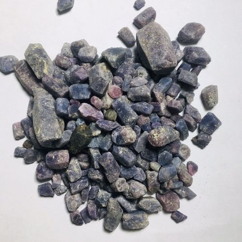 刚玉价格走势_刚玉和蓝宝石区别