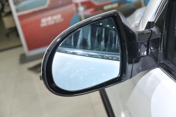 汽车后视镜多少钱一个_汽车后视镜怎么选