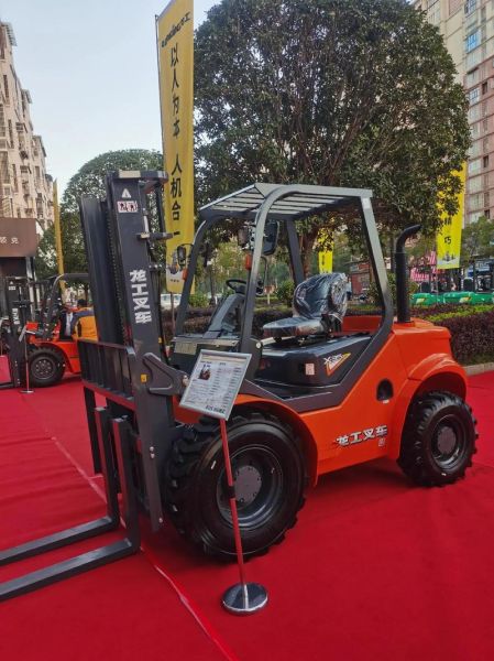 叉车行业前景怎么样_电动叉车未来发展趋势