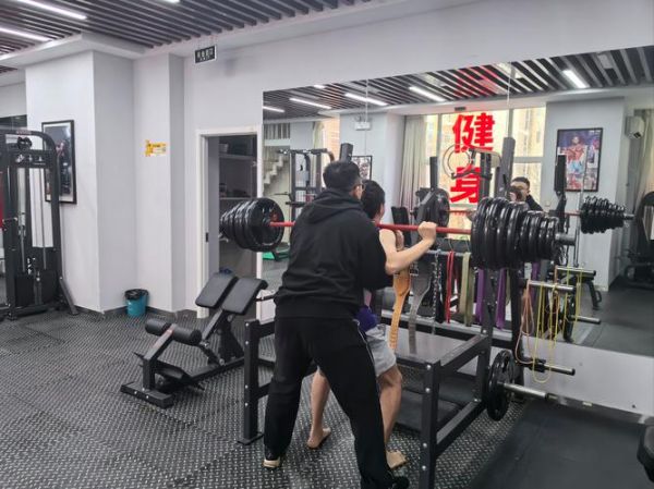 北京健身房哪家好_北京健身私教价格多少
