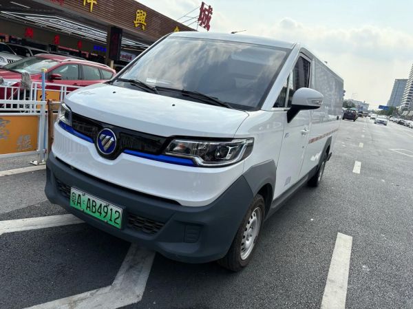 新能源车值得买吗_2024年购车指南