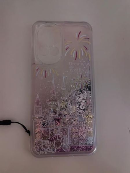 手机壳哪个牌子好_手机壳什么材质耐用