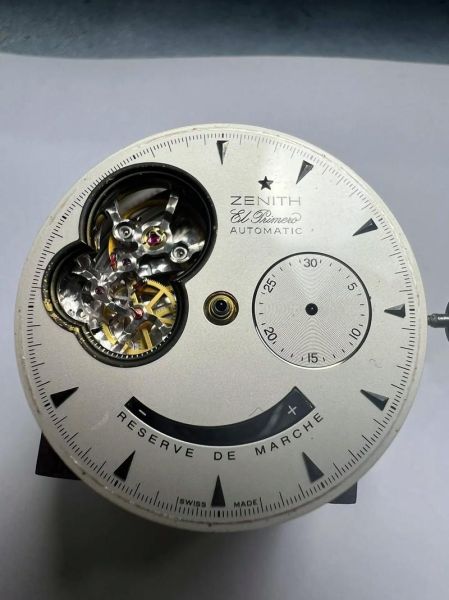 钟表品牌怎么选_机械表保养一次多少钱