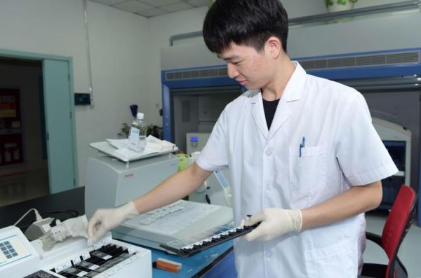 病理学就业前景怎么样_病理医生收入高吗