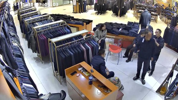 新疆做什么生意赚钱_新疆哪些行业前景好