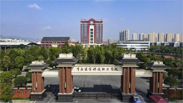 重庆建筑行业前景怎么样_重庆建筑公司怎么选