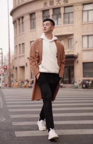 2024男生怎么穿显瘦_男士通勤穿搭推荐