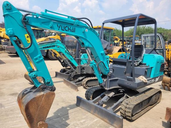 小型挖机多少钱一台_小型挖机哪个牌子好