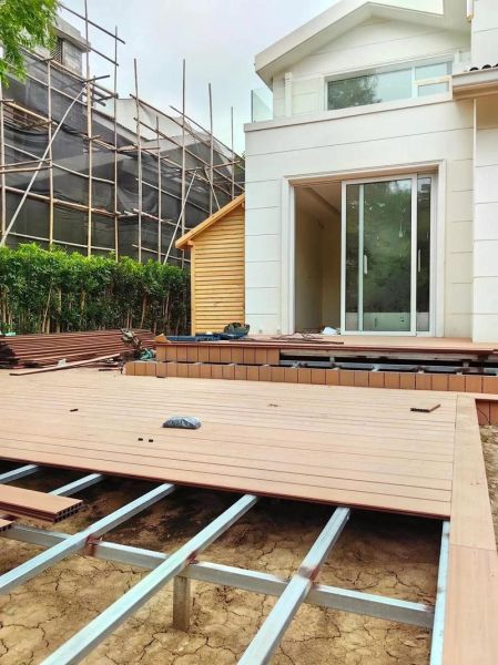 木塑地板能用几年_木塑和防腐木哪个好