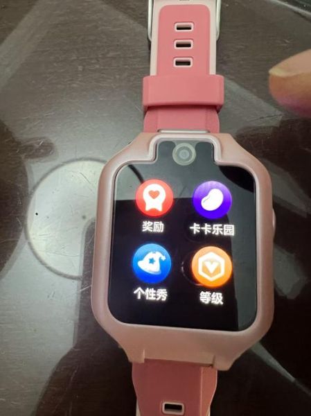 儿童智能手表哪个牌子好_儿童早教机有必要买吗