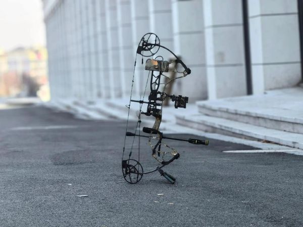 射箭初学者买什么弓_射箭入门器材推荐