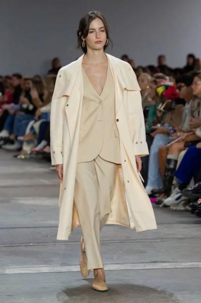 2024女装流行趋势_如何选款才能爆单