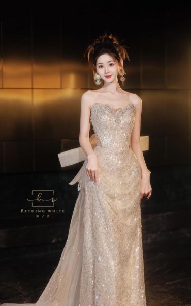 晚礼服怎么选_晚礼服租赁价格一般多少