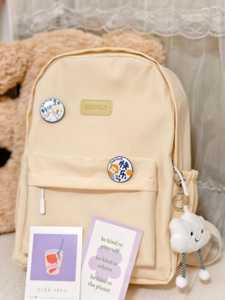 卖书包赚钱吗_学生书包批发渠道有哪些